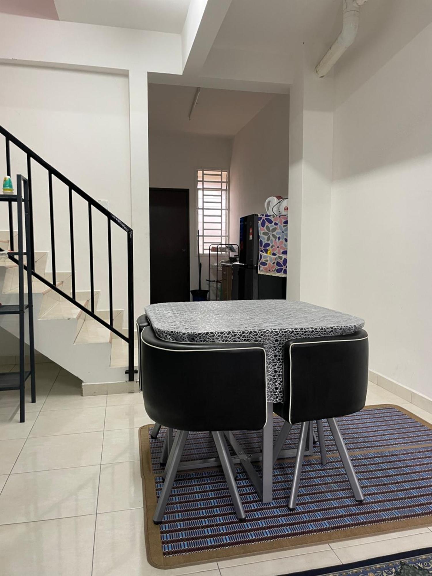 D'Cahaya Homestay Batu Pahat Exterior photo