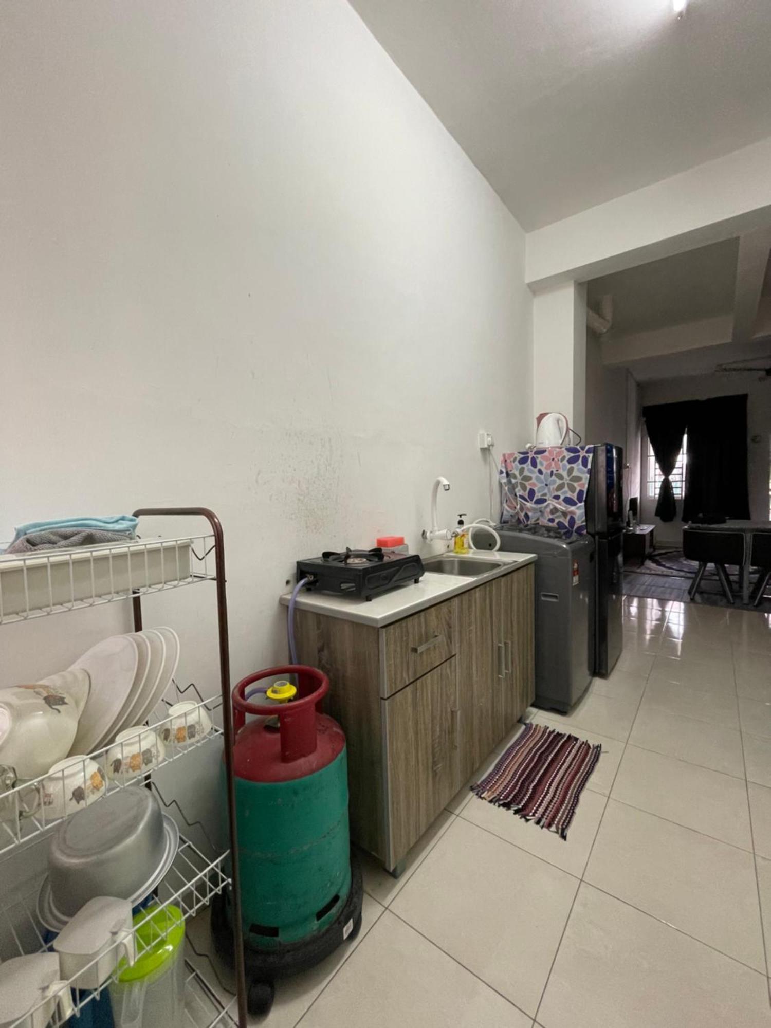 D'Cahaya Homestay Batu Pahat Exterior photo